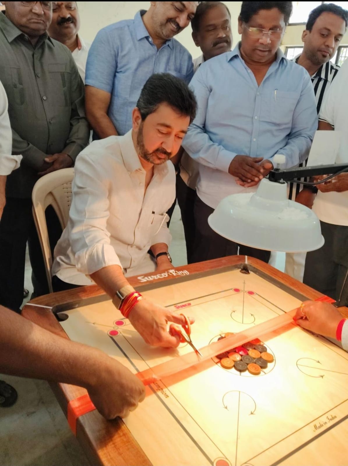 Arjuna Cup carrom is strong 128 children perform spontaneously